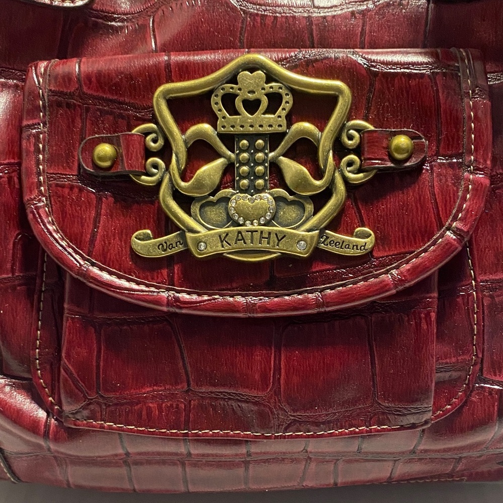 Kathy Ireland Burgundy Crocodile Embossed Shoulder Bag - Picture 2 of 7